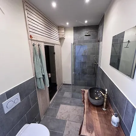 Holiday home 2-6 Pers Europa Neu Renoviert Mit Sauna *